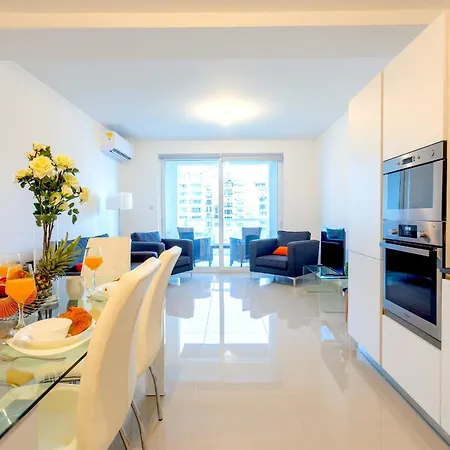 Bnbnova - Seafront 2br 2ba With Terrace