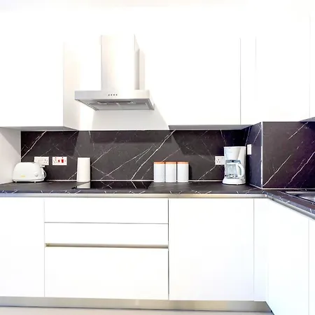 公寓 Bnbnova - Seafront 2br 2ba With Terrace *