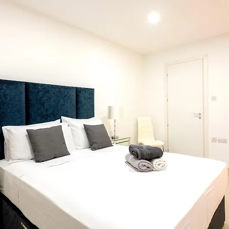 公寓 Bnbnova - Seafront 2br 2ba With Terrace *