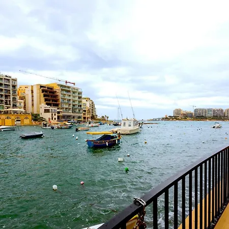Bnbnova - Seafront 2br 2ba With Terrace 公寓 *